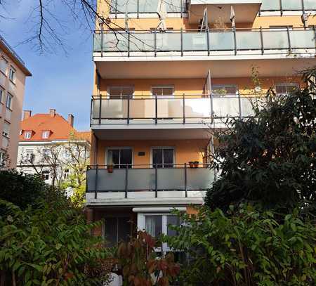 Charmante 3-Zimmer-Mietwohnung mit Balkon im Herzen Schwabings