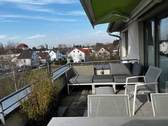**Top Lage** ruhige 3-Zimmer-Penthousewohnung mit zwei Dachterrassen und schönem Ausblick
