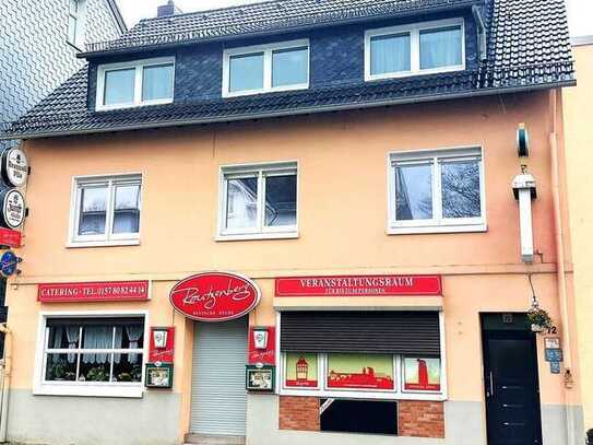 2 Fam.-Haus mit Restaurant und Garagen in RS-Süd