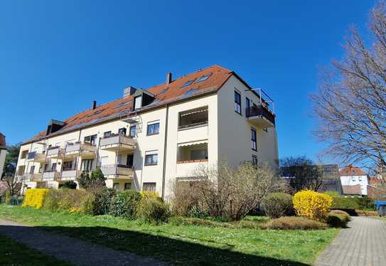 Schöne kleine Dreizimmerwohnung zum Wohlfühlen!
