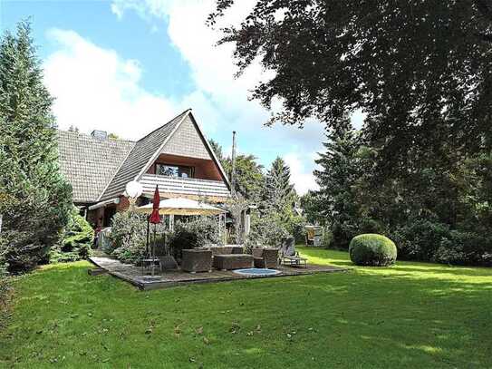 Parkgrundstück--Südlage--großer 60er Jahre Rotklinker--Garage und Gartenhaus