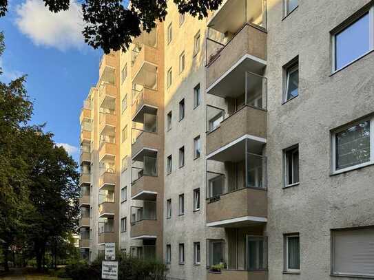 2,5-Zimmer-Eigentumswohnung bezugsfrei kaufen in Berlin-Gesundbrunnen, 59 m², West-Balkon, Panoramab