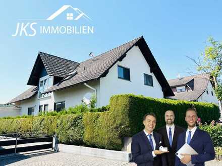 Großes 2 Familienhaus mit Einliegerwohnung in ruhiger Lage