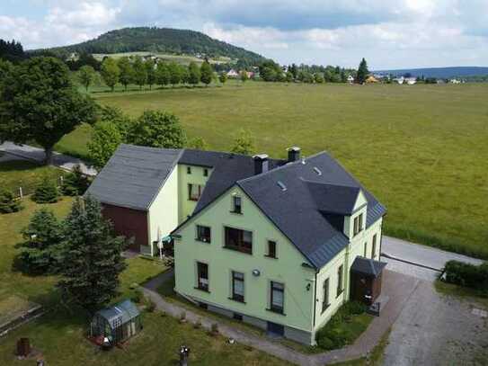 Schönes Anwesen in Bärenstein am Waldesrand mit Bergblick!