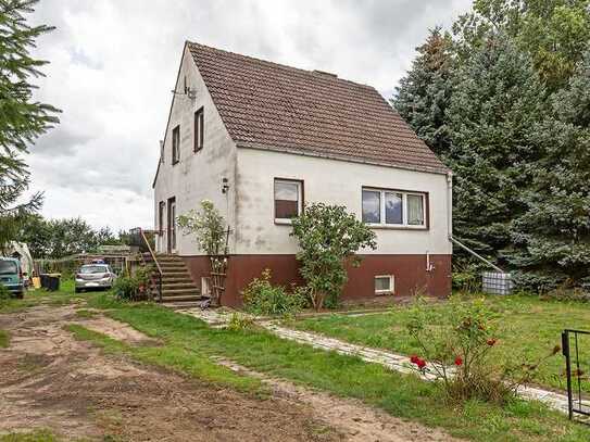 Einfamilienhaus auf großem Grundstück nahe der Elbe im ländlichen Mecklenburg-Vorpommern