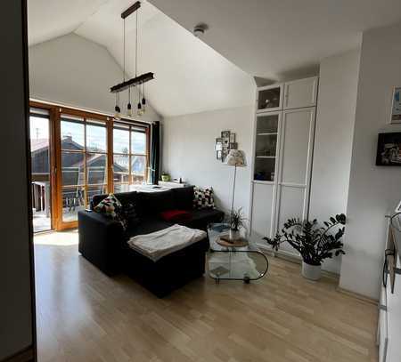 Freundliche 1-Zimmer-Wohnung mit EBK und Balkon in Illertissen