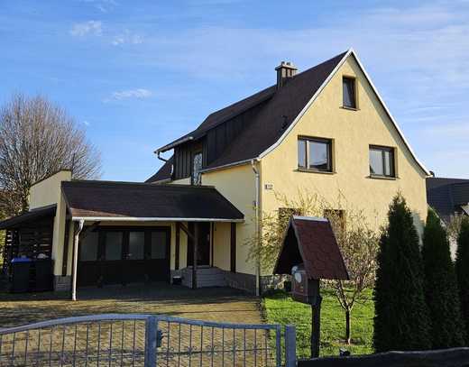 Freistehendes Einfamilienhaus mit Dachterrasse