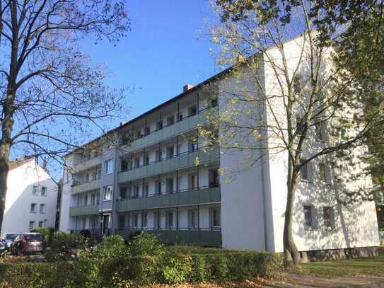 2 Zimmer-Wohnung mit Balkon zu vermieten