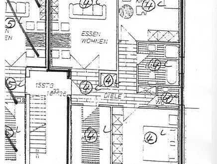 Helle, ruhige und schön geschnittene 3-Zimmer-Wohnung mit Balkon und Kellerraum