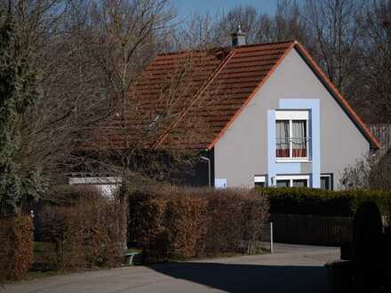 **Schönes alleinstehendes Einfamilienhaus**Zentrale Lage**Mering St. Afra**