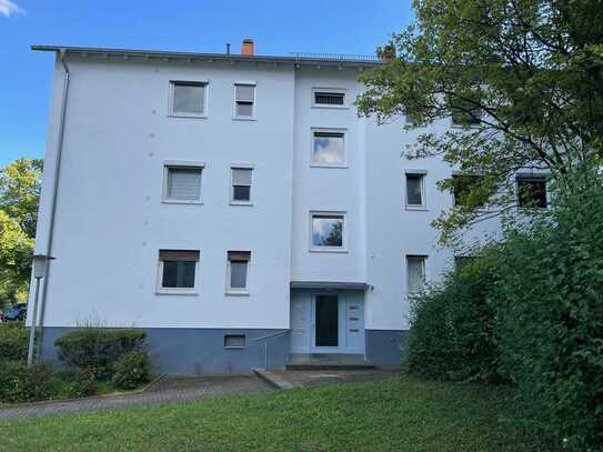 3-Raum-EG-Wohnung mit gehobener Innenausstattung mit Balkon und EBK in Wiesbaden, Bahnhofsnähe