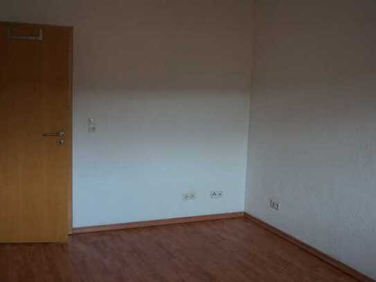 *Schöne 4 Zimmer-Maisonette-Wohnung in zentraler Lage in Mannheim zu vermieten*