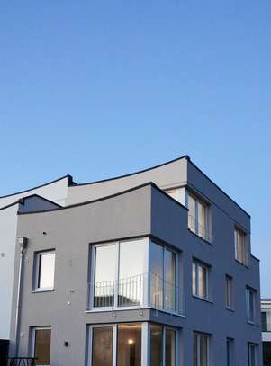 Terrassenwohnung mit Garten (barrierefrei) in attraktiver Höhenlage zu vermieten