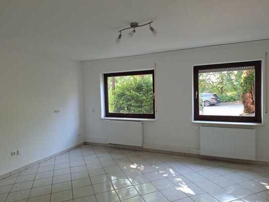 2 Zimmerappartment plus Duschbad für Single