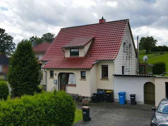 Gemütliches Einfamilienhaus mit unverbaubarem Blick in ruhiger Ortslage von Radmühl!