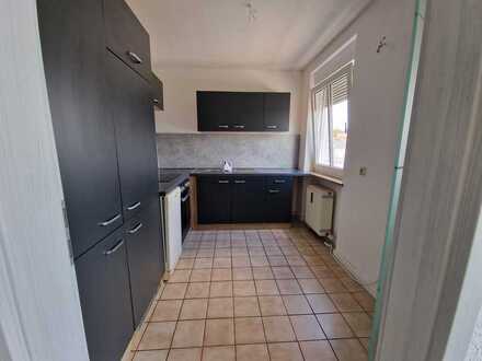 2-Zimmer-Wohnung in Krötenbruck mit Einbauküche und Balkon