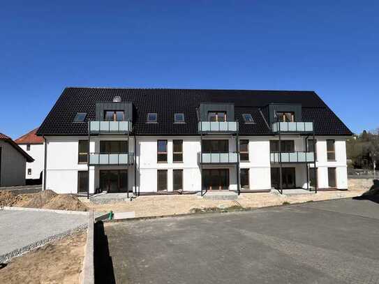 Erstbezug Exklusive 2,5-Raum Wohnung + Hauswirtschaftsraum, Klimaanlage, Einbauküche