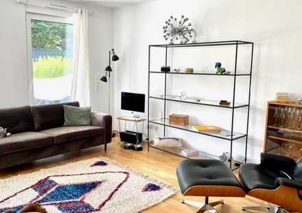 Exklusive, geräumige 2 Zimmer-Erdgeschosswohnung mit Balkon und Einbauküche in Hürth