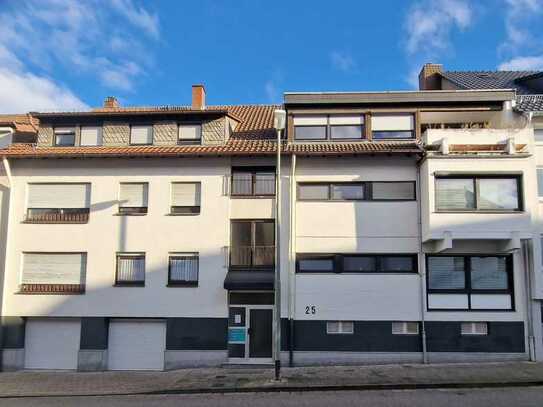 MFH mit 200 m², sehr schöner, Stadtwohnung, 2 Terrassen + 4 x 80 m² 3 ZKB in ruhiger Lage nähe Uni