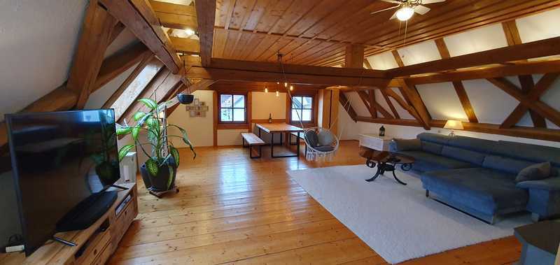                                                               Freistehendes, denkmalgesch&uuml;tztes Bauernhaus von 1824 mit Charme und vielseitig&hellip;                                                       in Hausen (Kelheim)