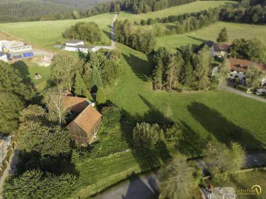 Sanierungsbedürftiges Einfamilienhaus, mit großzügigem Grundstück, zu verkaufen