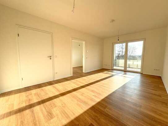 BARRIEREFREI !!! ++HOCHWERTIG SANIERT++2-ZIMMERWHG. MIT NEUER EBK + BALKON + STELLPLATZ++