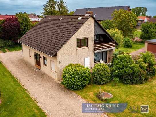 EDV-Nr.: 12298 - vermietetes Dopplhaus mit Doppelgarage, Terrasse und Loggia in Drochtersen OT