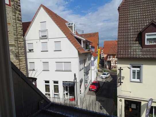 flotte 2-Zimmer-Wohnung im Herzen von Bönnigheim