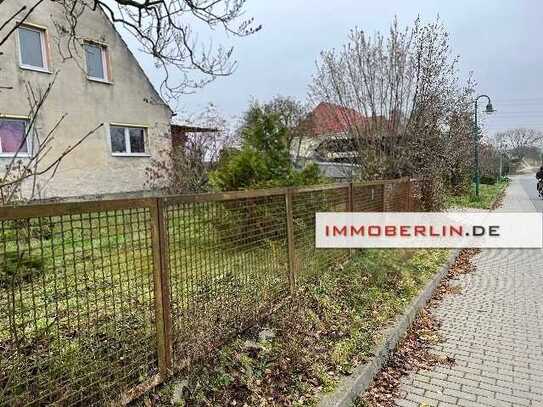 IMMOBERLIN.DE - Großzügiges Baugrundstück in bester Ausrichtung