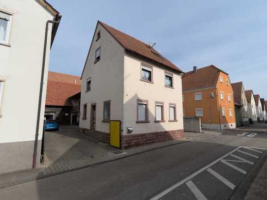 Mehrfamilienhaus mit Ausbaupotential