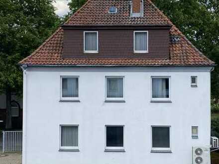Freistehende Altbau Villa über 3 Etagen + UG in ruhiger Wohnlage von Celle***