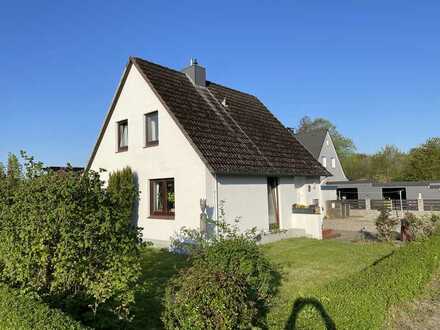 EINFAMILIENHAUS IN RUHIGER LAGE VON TOLK