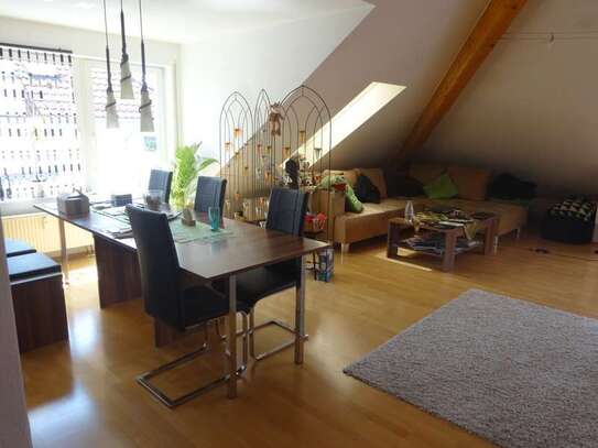 Sehr schöne Maisonette Studio Wohnung