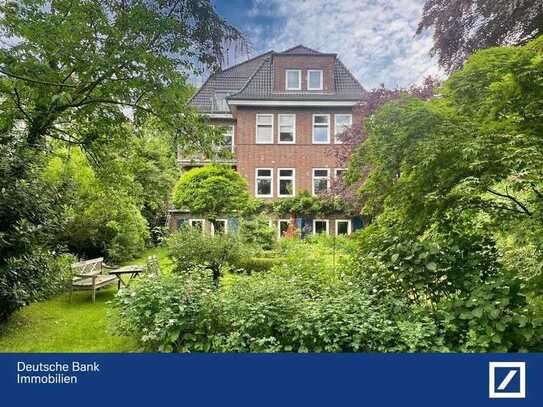 Großzügige Villa in Bremen Schwachhausen mit 3 großen Wohneinheiten und schönem Garten