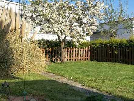 Freie, größzügige 4 Zimmer Wohnung mit Garten direkt in Bad Camberg