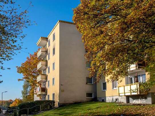 Frisch renovierte 4-Zimmer-Wohnung mit neuem Bad und Balkon in Siegen-Dillhütten