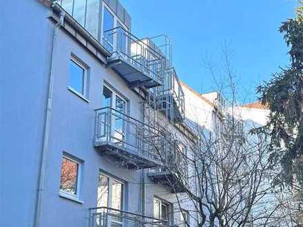 POCHERT IMMOBILIEN - Attraktive kleine Maisonette-Wohnung im Herzen der Altstadt