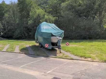 Stellplatz für Wohnmobile, Wohnwagen, Boote u. PKWs (eingezäunt)