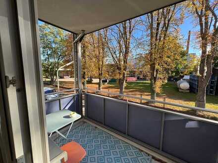 Modernisierte 3-Zimmer-Wohnung mit Balkon in Augsburg