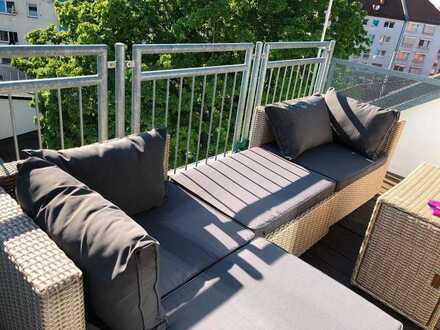 Top modernisiert ... 
Gemütliche Dachgeschosswohnung mit sonnigem Balkon ...