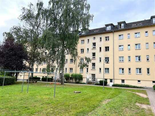 Ideale Singlewohnung am Schloßteich mit Balkon und Dusche