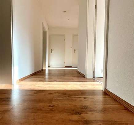 Helle, renovierte Wohnung mit neuer Heizung in super Lage