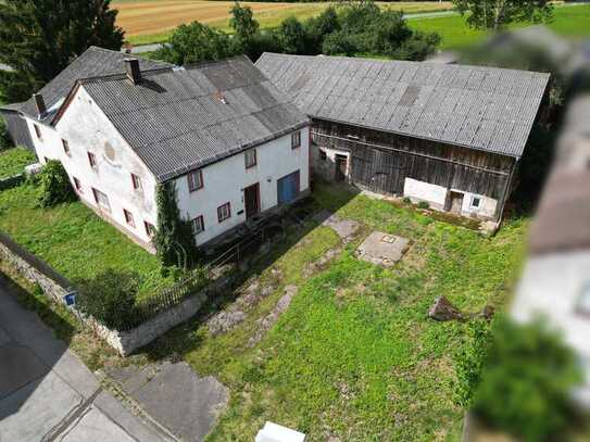 Preiswertes 5-Zimmer-Bauernhaus in Altmannstein/Schafshill