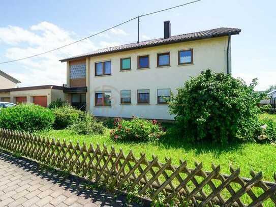 2-Familienhaus mit 901m² Grundstück in guter Lage von Güglingen!
