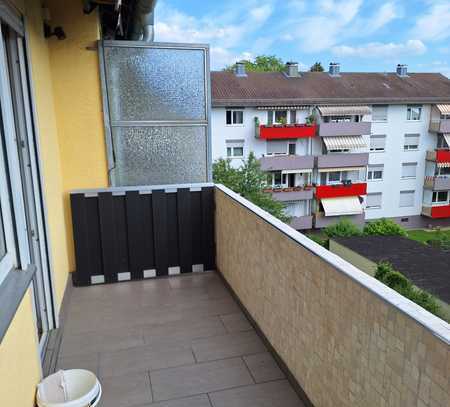 Geschmackvolle 3-Zimmer-Wohnung mit gehobener Innenausstattung mit Balkon in Hemsbach