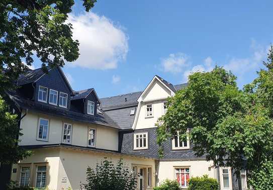 Ansprechende 4-Zimmer-Wohnung mit Balkon in Bad Tabarz