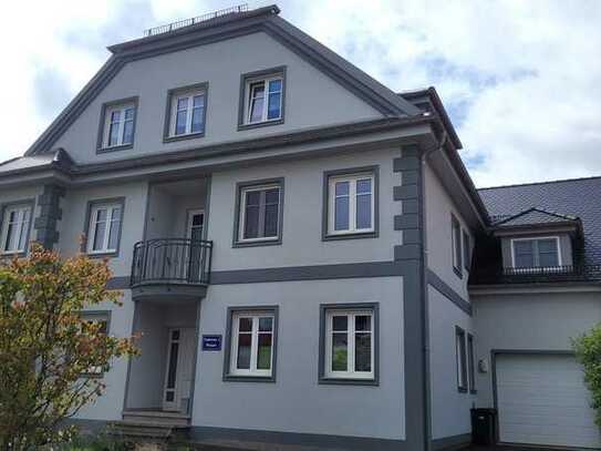 Attraktive 4-Zimmer-Wohnung mit Garten in Aiglsbach