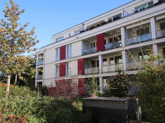 3-Zimmer mit großer Dachterrasse-EBK gegen Ablöse möglich