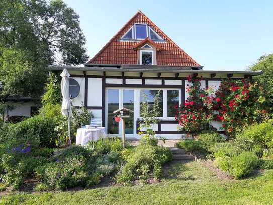 Bauernhaus optional mit Pferdehaltung, Garten und Blick zum Träumen