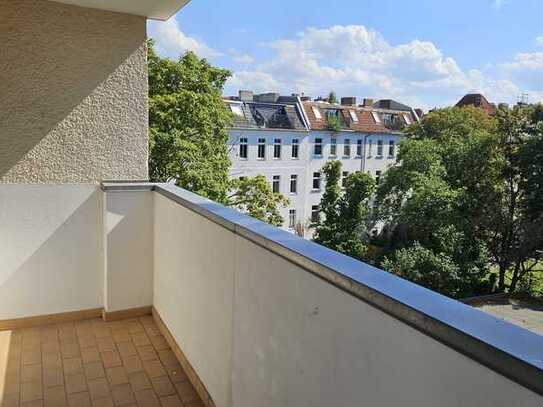 Helle Wohnung mit Balkon in Berlin-Schmargendorf